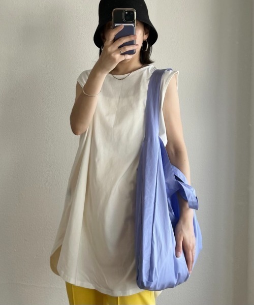 wee9s（ウィークス）の「2way wide shoulder tote bag / ツーウェイワイドショルダートートバッグ（トートバッグ・レディース・ブラック/パープル/グリーン/アイボリー・FREE）」の14枚目の写真