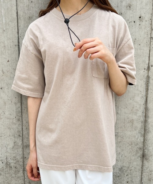 CLEA(クレア)の「【stonedoorコラボ】ポケット付きオーバーサイズコットンTシャツ(Tシャツ/カットソー・レディース・ホワイト/チャコールグレー/ライトグレー/ブラック/ベージュ・M/L/XL)」の5枚目の写真