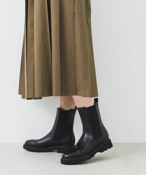 EVOL(イーボル)の「【EVOL】ミドル丈ベーシックサイドゴアブーツ IT9862(ブーツ・レディース・ブラック/ブラウン/アイボリー・LL/S/M/L)」の3枚目の写真