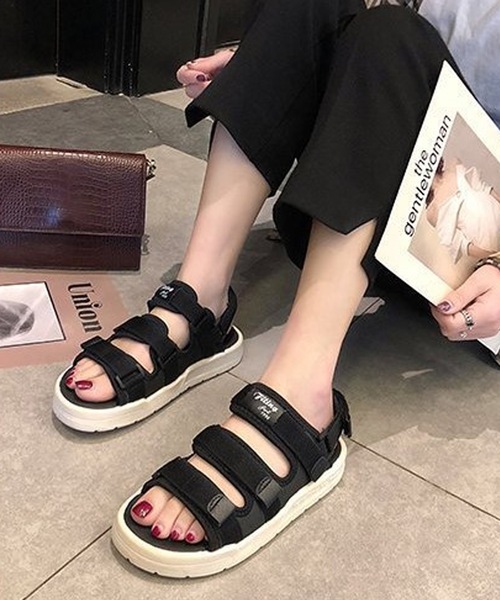 LUGG NAGG（ラグナグ）の「ベルクロ厚底スポーツサンダル【ユニセックス】（サンダル・レディース・アイボリー/ブラック・26.0cm/25.0cm/23.0cm/27.0cm/24.0cm）」の10枚目の写真