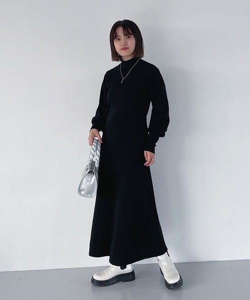 PAGEBOY(ページボーイ)の「WEB限定アイテム / マルチWAYニットワンピース(ワンピース・レディース・ブラック/ブラウン/ブルー・FREE)」の7枚目の写真