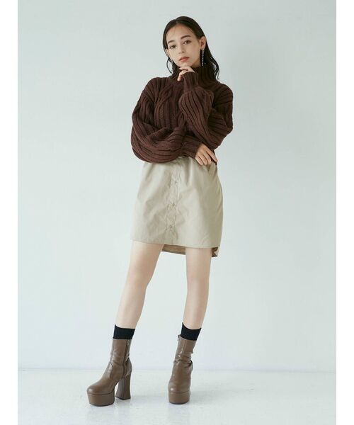 MURUA（ムルーア）の「カーブステッチミドルブーツ（ブーツ・レディース・ブラック/モカ・35/36/37）」の7枚目の写真