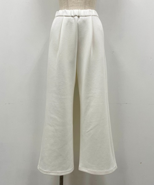 PICCIN PERLA（ピッチンペルラ）の「ダンボールニットワイドパンツ（セットアップ可能）（その他パンツ・レディース・ブラック/オフホワイト・M）」の16枚目の写真