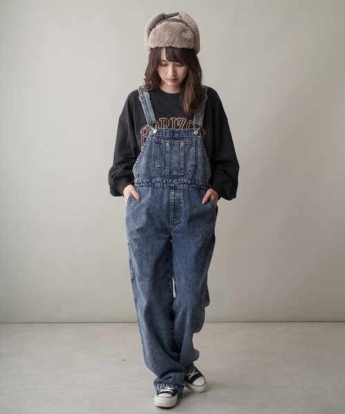 SPINNS（スピンズ）の「【ゆったりシルエット】デニムワイドオーバーオール（サロペット/オーバーオール・レディース・ブルー/ブルー系/オフホワイト/ブラック系・ONESIZE）」の19枚目の写真