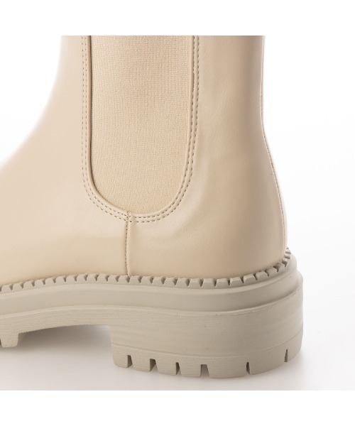 EVOL（イーボル）の「【EVOL】チェルシーサイドゴアブーツ IT9916（ブーツ・レディース・ブラック/ベージュ/ブラウン・LL/S/M/L）」の8枚目の写真