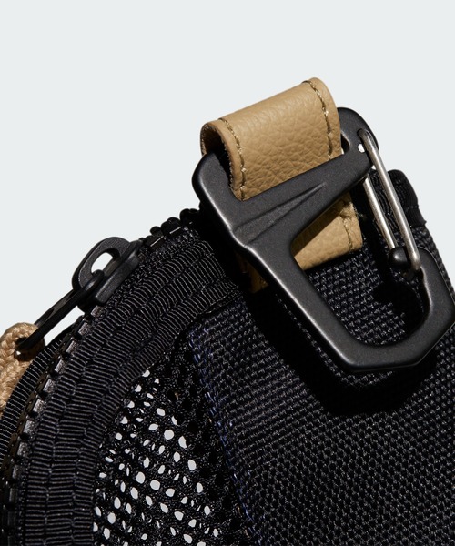 adidas(アディダス)の「バーサタイル カモ柄 アクセサリーケース【adidas Golf/アディダスゴルフ】(その他小物・メンズ・ブラック/ウッドランド・FREE)」の7枚目の写真