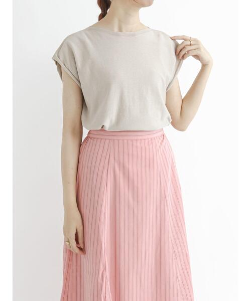 Te chichi TERRASSE（テチチテラス）の「ボートネックフレンチスリーブニット（ニット/セーター・レディース・ネイビー/グレー/マスタード・ﾌﾘ-）」の5枚目の写真