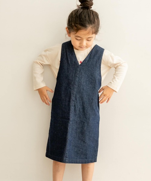 URBAN RESEARCH DOORS（アーバンリサーチドアーズ）の「『親子リンク』デニムジャンパースカート(KIDS)（ワンピース・キッズ・インディゴブルー/ブラック・105/120/135/150）」の19枚目の写真