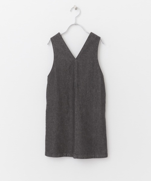 URBAN RESEARCH DOORS（アーバンリサーチドアーズ）の「『親子リンク』デニムジャンパースカート(KIDS)（ワンピース・キッズ・インディゴブルー/ブラック・105/120/135/150）」の8枚目の写真