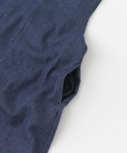 URBAN RESEARCH DOORS（アーバンリサーチドアーズ）の「『親子リンク』デニムジャンパースカート(KIDS)（ワンピース・キッズ・インディゴブルー/ブラック・105/120/135/150）」の6枚目の写真