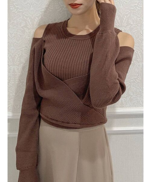 dazzlin(ダズリン)の「カシュクールニットプルオーバー(ニット/セーター・レディース・ブラック/ベージュ/ブラウン/グレー/モカ・FREE)」の1枚目の写真