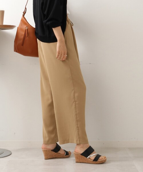 DRESKIP（ドレスキップ）の「◆【接触冷感/UV/セットアップ可】ドライタッチ イージーワイドパンツ（その他パンツ・レディース・ブラック/カーキ/ブルー/キャメル・02/03）」の8枚目の写真