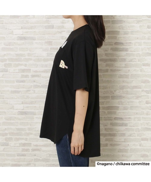 JEANS MATE（ジーンズメイト）の「【別注】ちいかわ　ラウントカットプリントTシャツ（Tシャツ/カットソー・レディース・ブラック/グリーン/ベージュ/パープル・FREE）」の11枚目の写真