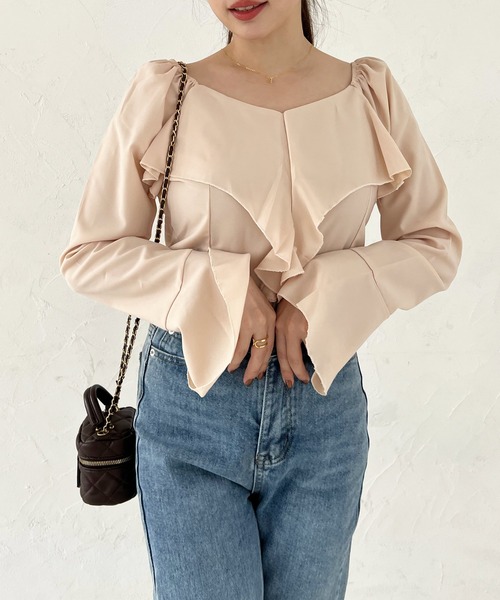 Lamoa（ラモア）の「Lamoa/ボリューム フリル ブラウス（シャツ/ブラウス・レディース・ブラック/アイボリー・MEDIUM/LARGE）」の6枚目の写真