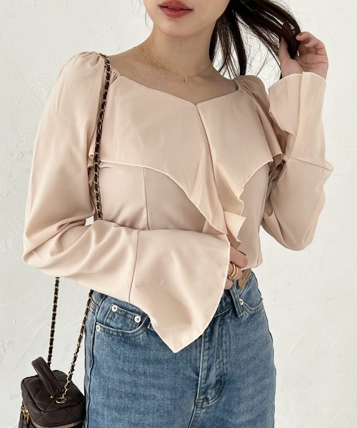 Lamoa（ラモア）の「Lamoa/ボリューム フリル ブラウス（シャツ/ブラウス・レディース・ブラック/アイボリー・MEDIUM/LARGE）」の9枚目の写真