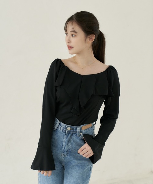 Lamoa（ラモア）の「Lamoa/ボリューム フリル ブラウス（シャツ/ブラウス・レディース・ブラック/アイボリー・MEDIUM/LARGE）」の19枚目の写真