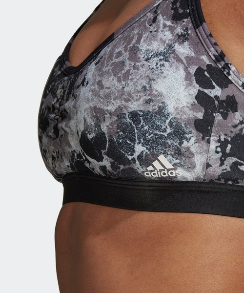 adidas(アディダス)の「ヨガ エッセンシャルズ スタジオ ライトサポート 総柄プリントブラ / ヨガウェア / アディダス(スポーツブラ・レディース・ブラック/パープル・M-AB/M-CD/L-AB/S-AB/XL-CD/XL-AB/L-CD/XXL-CD/S-CD/XXL-AB)」の10枚目の写真