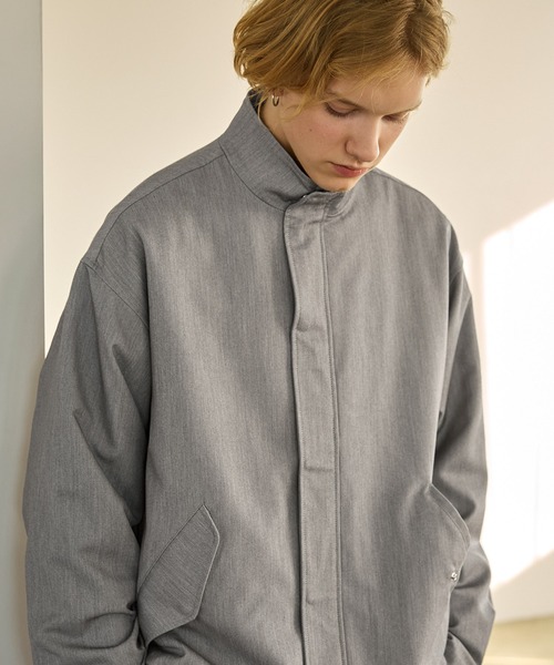 EMMA CLOTHES(エマクローズ)の「TRストレッチ ルーズスリーブ ボックスビッグシルエット ショートスタンドブルゾン EMMA CLOTHES(ブルゾン・メンズ・ミックスグレー/ブルー系その他/グリーン系その他・M/L)」の5枚目の写真