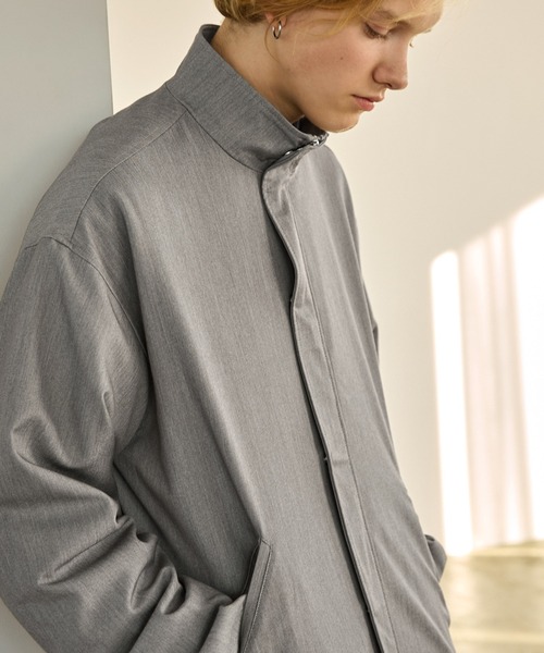 EMMA CLOTHES(エマクローズ)の「TRストレッチ ルーズスリーブ ボックスビッグシルエット ショートスタンドブルゾン EMMA CLOTHES(ブルゾン・メンズ・ミックスグレー/ブルー系その他/グリーン系その他・M/L)」の6枚目の写真