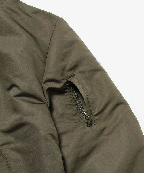 BEAMS LIGHTS Women's(ビームスライツ ウィメンズ)の「BEAMS LIGHTS / 撥水クロップド MA-1(ブルゾン・レディース・ブラック/オリーブ・36/38)」の10枚目の写真