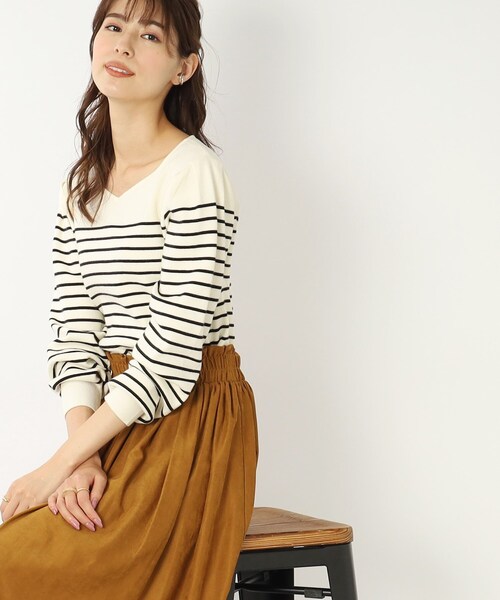 DRESKIP（ドレスキップ）の「◆【洗える】首元柔らかシルエット！ハ－トネックニット（ニット/セーター・レディース・ベージュ/グリーン/ピンク系/ブラック/ホワイト系5/ネイビー系2・02/03/04）」の2枚目の写真