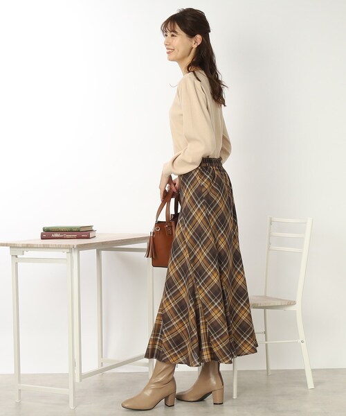 DRESKIP（ドレスキップ）の「◆【洗える】首元柔らかシルエット！ハ－トネックニット（ニット/セーター・レディース・ベージュ/グリーン/ピンク系/ブラック/ホワイト系5/ネイビー系2・02/03/04）」の9枚目の写真