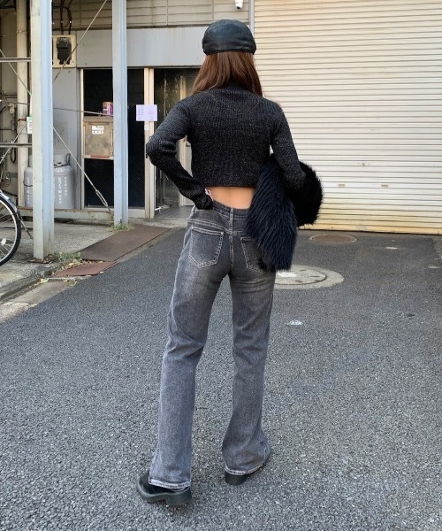 SHAGGIE（シャギー）の「アームデザインタートルネックラメニット（ニット/セーター・レディース・ブルー/ブラック/ブラウン/ピンク・FREE）」の19枚目の写真