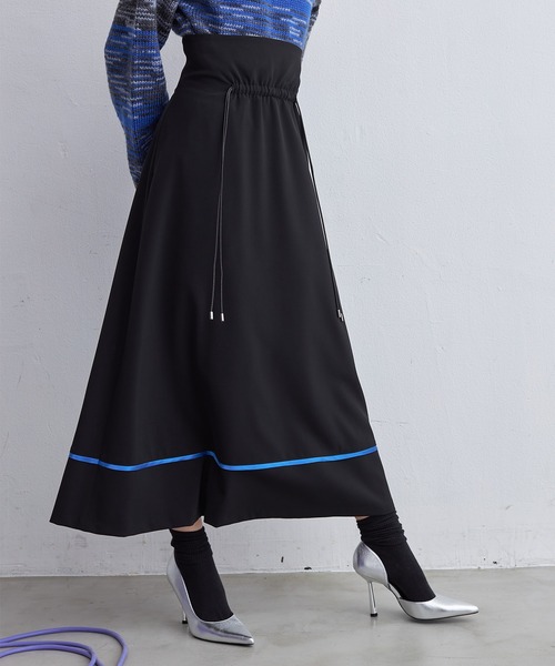 casane（カサネ）の「フロントドロストスカート（スカート・レディース・ブルー/ブラック・1/2）」の5枚目の写真