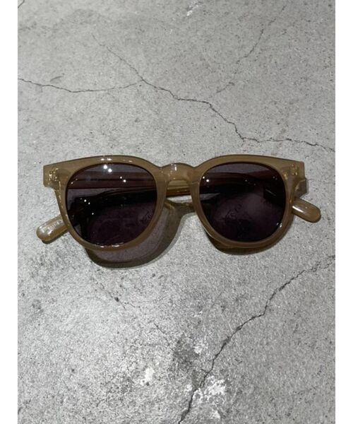 GYDA(ジェイダ)の「クリアFRAMEサングラス(サングラス・レディース・ベージュ/クリア・FREE)」の1枚目の写真