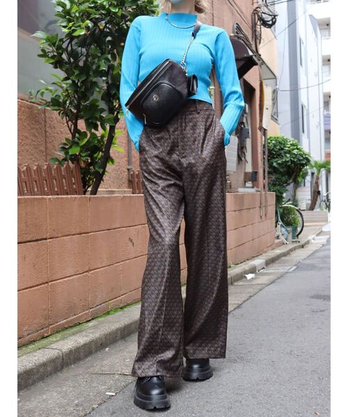 EVRIS（エヴリス）の「チェーンベルトボディーBAG（ボディバッグ/ウエストポーチ・レディース・ベージュ/ブラック・FREE）」の21枚目の写真