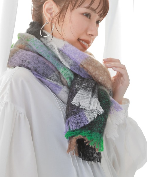 osharewalker（オシャレウォーカー）の「『チェック柄ネップヤーンリサイクルストール』（ストール/ショール・レディース・グリーン/イエロー・FREE）」の6枚目の写真