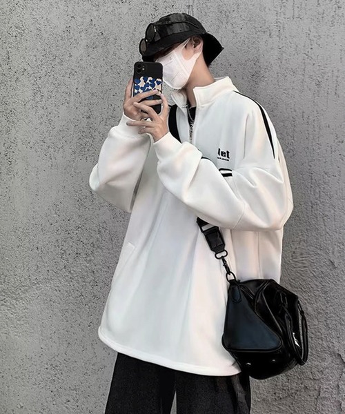 Anchor Smith（アンカー スミス）の「オーバーサイズハーフジップ サイドライン 裏起毛プルオーバースウェット（スウェット・メンズ・ホワイト/ブラック・M/L）」の4枚目の写真