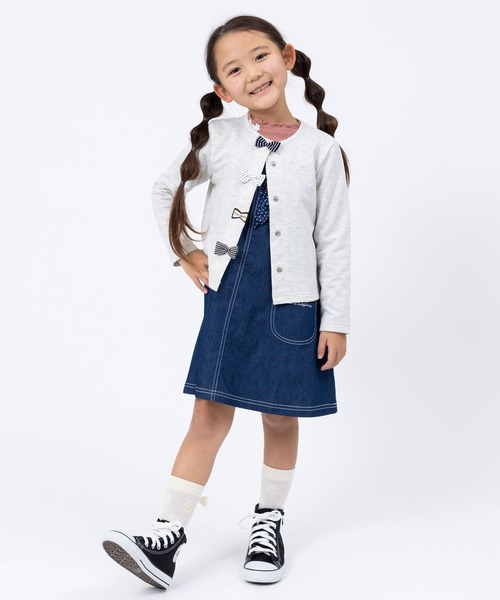 trois lapins kp（トロワラパンケーピー）の「ストレッチデニム ジャンパースカート(140～150)（ジャンパースカート・キッズ・ネイビー・140cm/150cm）」の7枚目の写真