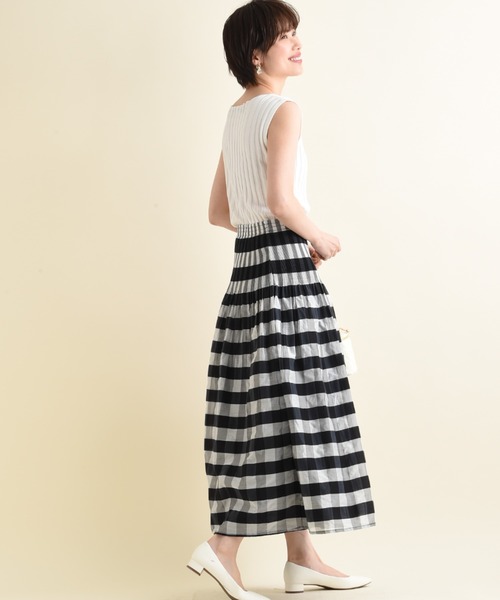 INTERPLANET（インタープラネット）の「シャーリングリバーシブルマキシスカート（スカート・レディース・ブラック/イエロー/ブルー・FREE）」の9枚目の写真