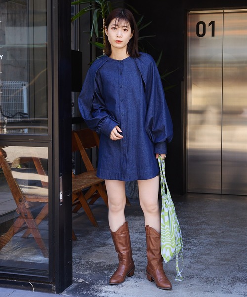 Kastane（カスタネ）の「【2023SSアイテム】ケープスリーブデニムブラウス（シャツ/ブラウス・レディース・ブルー・FREE）」の18枚目の写真