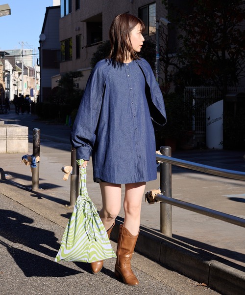 Kastane（カスタネ）の「【2023SSアイテム】ケープスリーブデニムブラウス（シャツ/ブラウス・レディース・ブルー・FREE）」の15枚目の写真