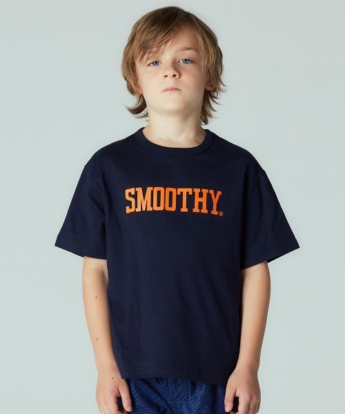 Smoothy(スムージー)の「Smoothy STERTER collaboration Tee / スムージー スターター コラボレーション Tシャツ(Tシャツ/カットソー・キッズ・ネイビー/ホワイト/ブラック・SMALL/MEDIUM/LARGE/X-LARGE)」の1枚目の写真