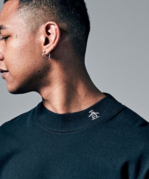penguin BY MUNSINGWEAR(ペンギン バイ マンシングウェア)の「PENGUIN MOCK NECK T-SHIRT/ペンギンモックネックTシャツ(Tシャツ/カットソー・メンズ・ブラック/グレー/ホワイト・S/L/M/XL)」の7枚目の写真