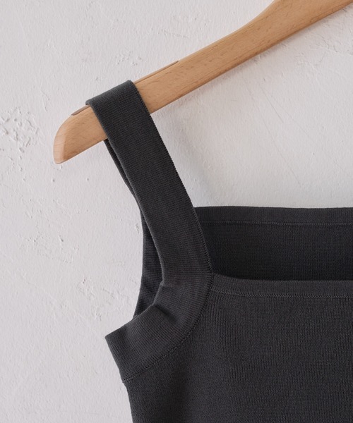 SHENERY（シーナリー）の「総針ニットキャミソール（キャミソール・レディース・グレー系その他/ベージュ/オフホワイト・FREE）」の4枚目の写真