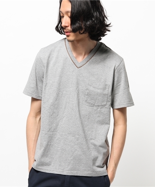 417 EDIFICE(フォーワンセブンエディフィス)の「レザーパイピング V/N ポケTEE(Tシャツ/カットソー・メンズ・チャコールグレー/ホワイト/ネイビー・SMALL/LARGE/MEDIUM)」の2枚目の写真