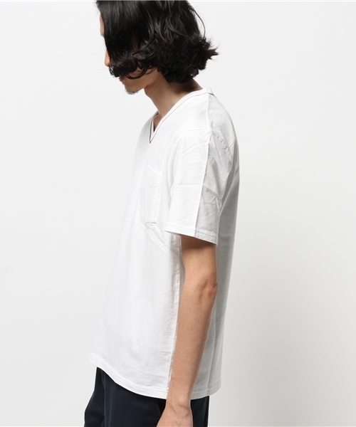 417 EDIFICE(フォーワンセブンエディフィス)の「レザーパイピング V/N ポケTEE(Tシャツ/カットソー・メンズ・チャコールグレー/ホワイト/ネイビー・SMALL/LARGE/MEDIUM)」の5枚目の写真