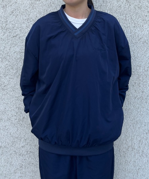 BROKEN BASE（ブロークンベース）の「Vネックナイロンプルオーバー