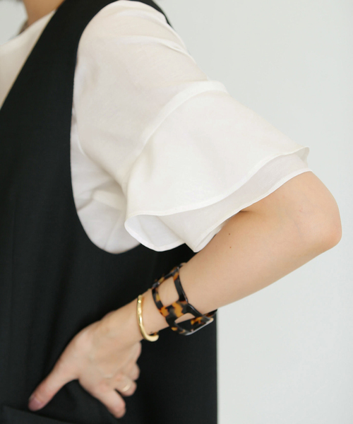 La TOTALITE（ラトータリテ）の「ラッフルスリーブブラウス（シャツ/ブラウス・レディース・ブルー系その他/ピンク系その他/ブラック/ホワイト・FREE）」の6枚目の写真