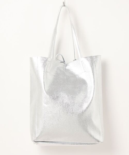 BEARDSLEY（ビアズリー）の「Hoaw./レザーメタリックTOTE（トートバッグ・レディース・シルバー・FREE）」の2枚目の写真
