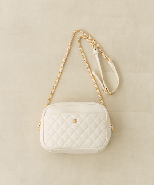 OLIVE des OLIVE(オリーブデオリーブ)の「OLエンブレム付きキルティングショルダー(ショルダーバッグ・レディース・ブラック/グリーン/アイボリー・FREE)」の1枚目の写真