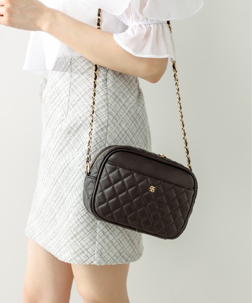 OLIVE des OLIVE(オリーブデオリーブ)の「OLエンブレム付きキルティングショルダー(ショルダーバッグ・レディース・ブラック/グリーン/アイボリー・FREE)」の19枚目の写真