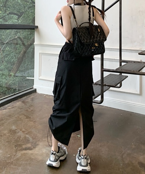 SEN TOKYO(セントーキョー)の「大人カジュアルコーデに映える。ハイウエストカーゴスカート(スカート・レディース・ブラック・FREE)」の5枚目の写真