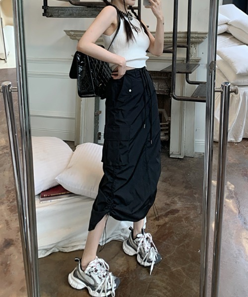 SEN TOKYO(セントーキョー)の「大人カジュアルコーデに映える。ハイウエストカーゴスカート(スカート・レディース・ブラック・FREE)」の10枚目の写真