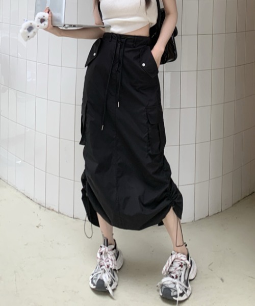 SEN TOKYO(セントーキョー)の「大人カジュアルコーデに映える。ハイウエストカーゴスカート(スカート・レディース・ブラック・FREE)」の11枚目の写真