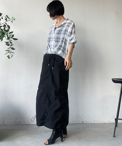 SEN TOKYO(セントーキョー)の「大人カジュアルコーデに映える。ハイウエストカーゴスカート(スカート・レディース・ブラック・FREE)」の21枚目の写真